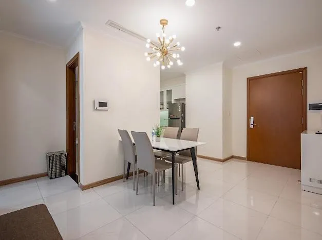 Can Ho Cho Thue O Vinhome Central Park Ho Chi Minh City Apartment