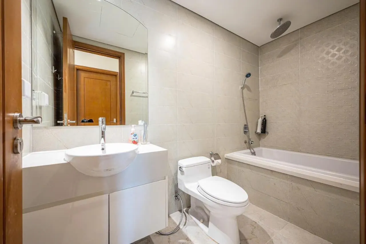 Apartment Can Ho Cho Thue O Vinhome Central Park Ho Chi Minh City Vietnam