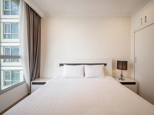 Can Ho Cho Thue O Vinhome Central Park Ho Chi Minh City Apartment